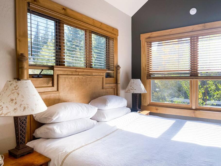 2Br Mountain Lodge Luxury Skiin Out Best Amenities テルユライド エクステリア 写真